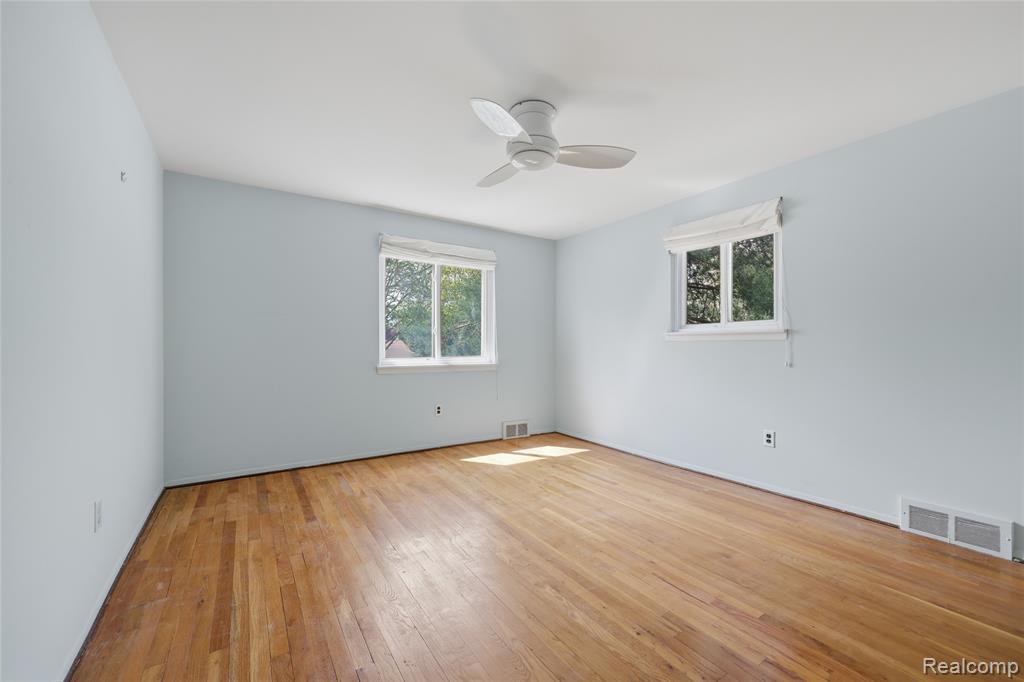 2229 Hillcrescent Drive, Troy, MI 48085 — Photo 23