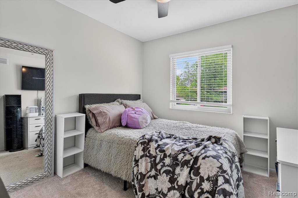4903 Cape Town, Highland, MI 48356 — Photo 24