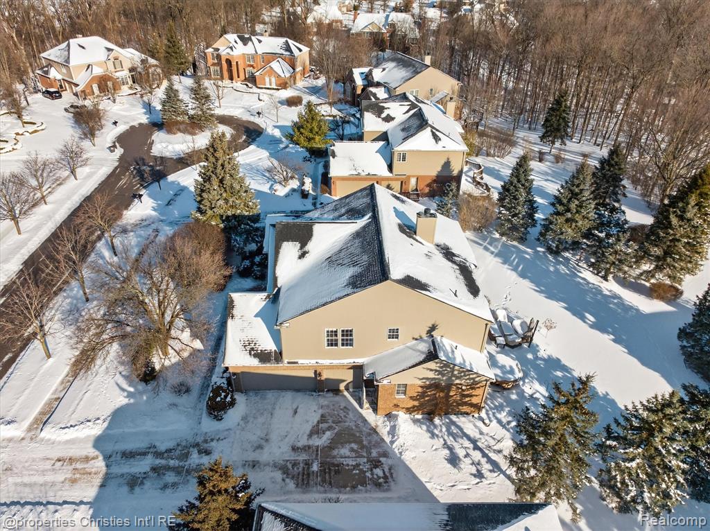 16224 Oak Forest Court W, Northville, MI 48168 — Photo 65