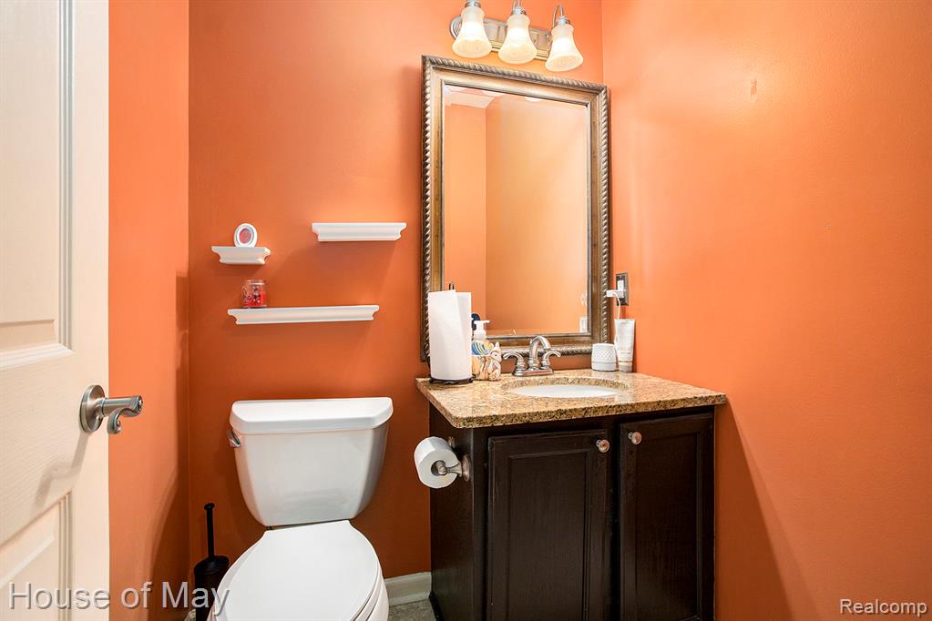 47951 Picadilly Court, Canton, MI 48187 — Photo 16
