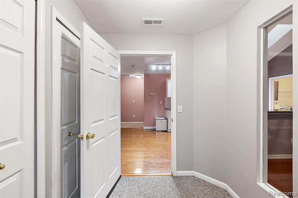 45765 Cagney Drive, Macomb, MI 48044 — Photo 10