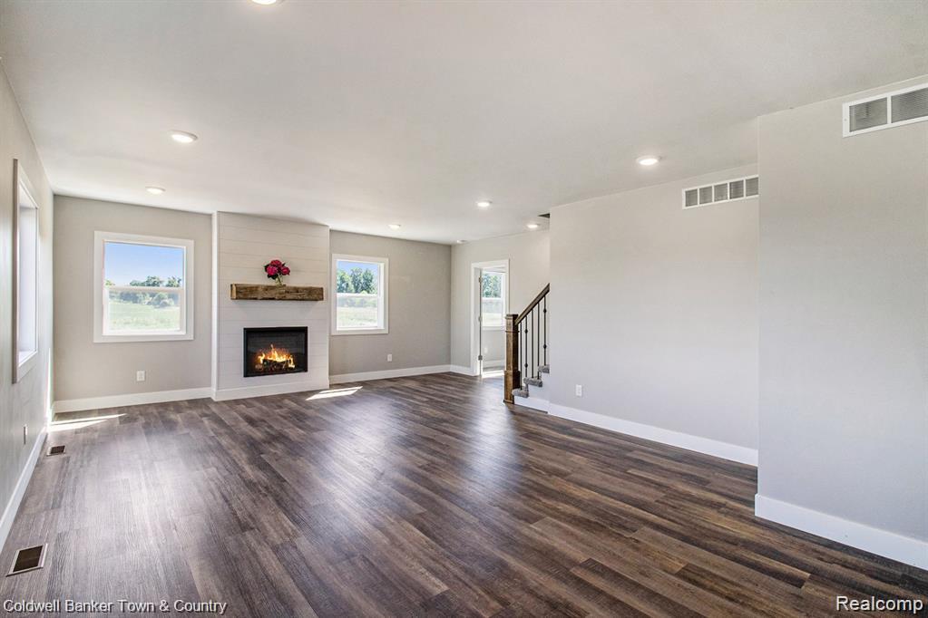 6400 Preston Road, Howell, MI 48855 — Photo 3
