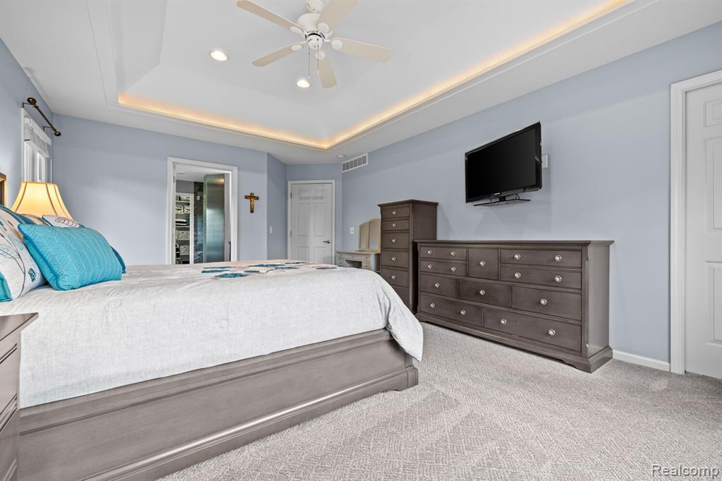 1131 Thorn Ridge Drive, Howell, MI 48843 — Photo 15