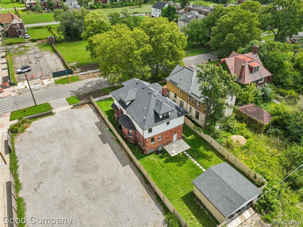 1645 CADILLAC Boulevard, Detroit, MI 48214 — Photo 42