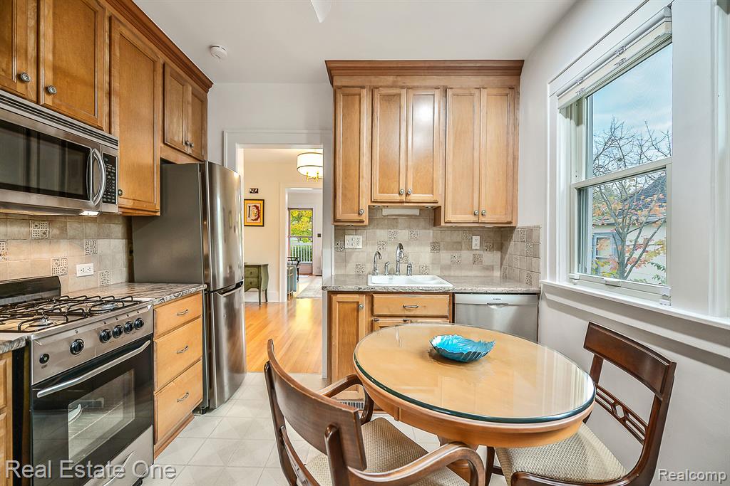 711 MINER Street, Ann Arbor, MI 48103 — Photo 17