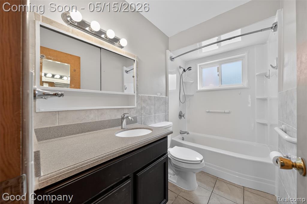 28303 Diesing Drive, Madison Heights, MI 48071 — Photo 11
