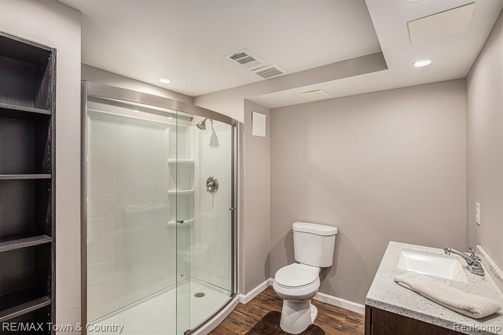 1535 Woodlake Lane, Grand Blanc, MI 48439 — Photo 31