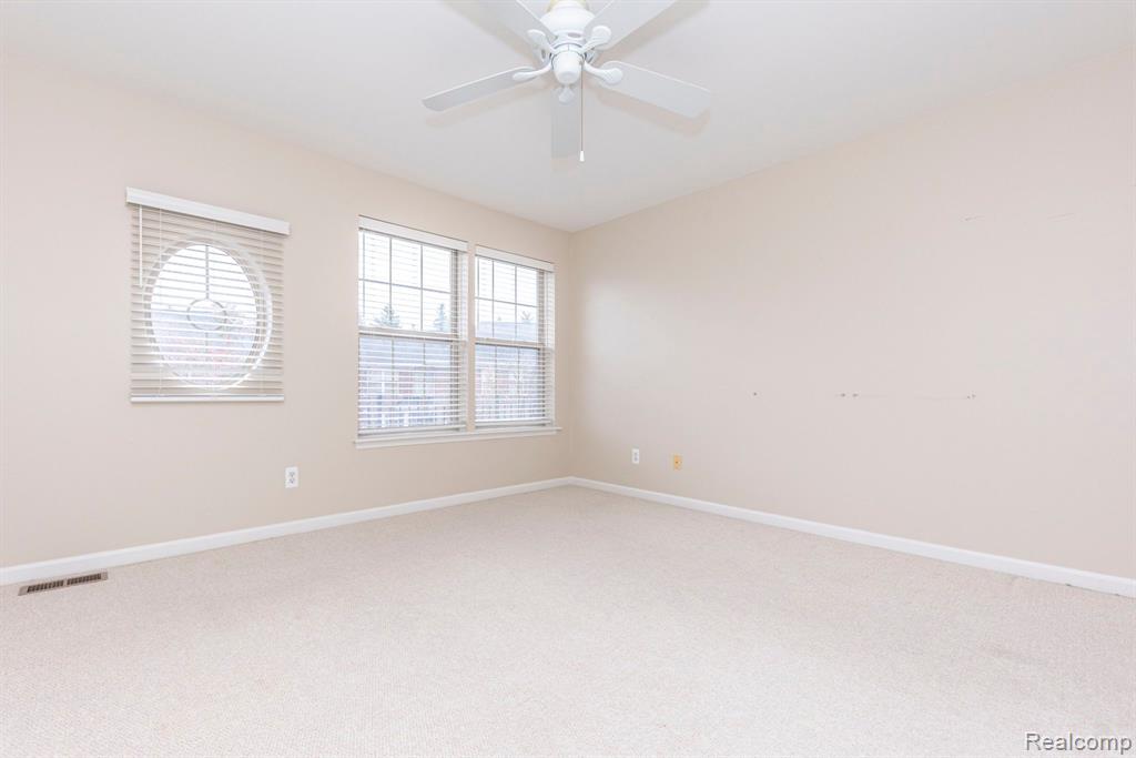 7246 Gateway Drive, West Bloomfield, MI — Photo 51