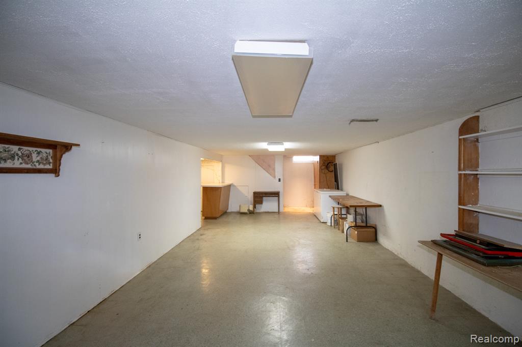 5743 Plainfield Street, Dearborn Heights, MI 48127 — Photo 22