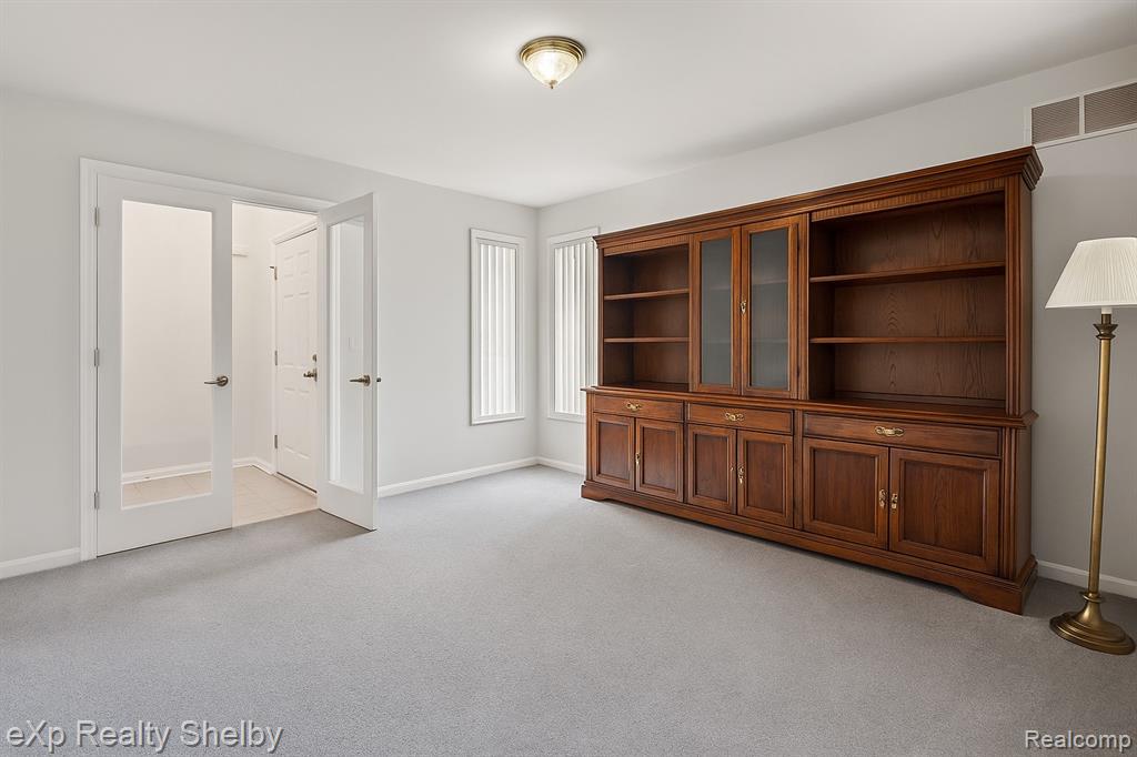 49088 Lehr Drive, Macomb, MI 48044 — Photo 26