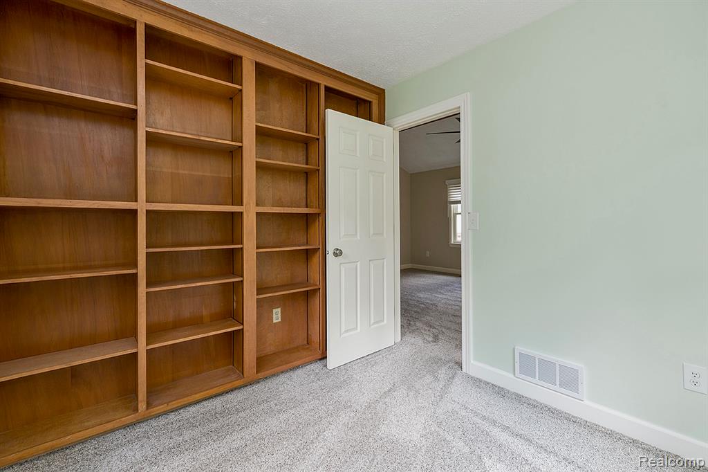 610 E Church Street, Williamston, MI 48895 — Photo 28