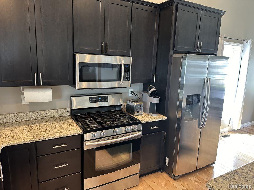 780 BLUE BIRD Lane, Milan, MI 48160 — Photo 3
