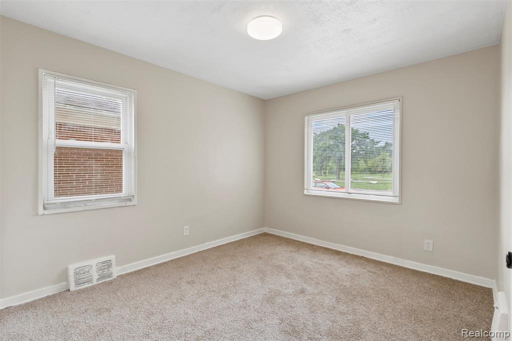 7260 Pierson Street, Detroit, MI 48228 — Photo 6