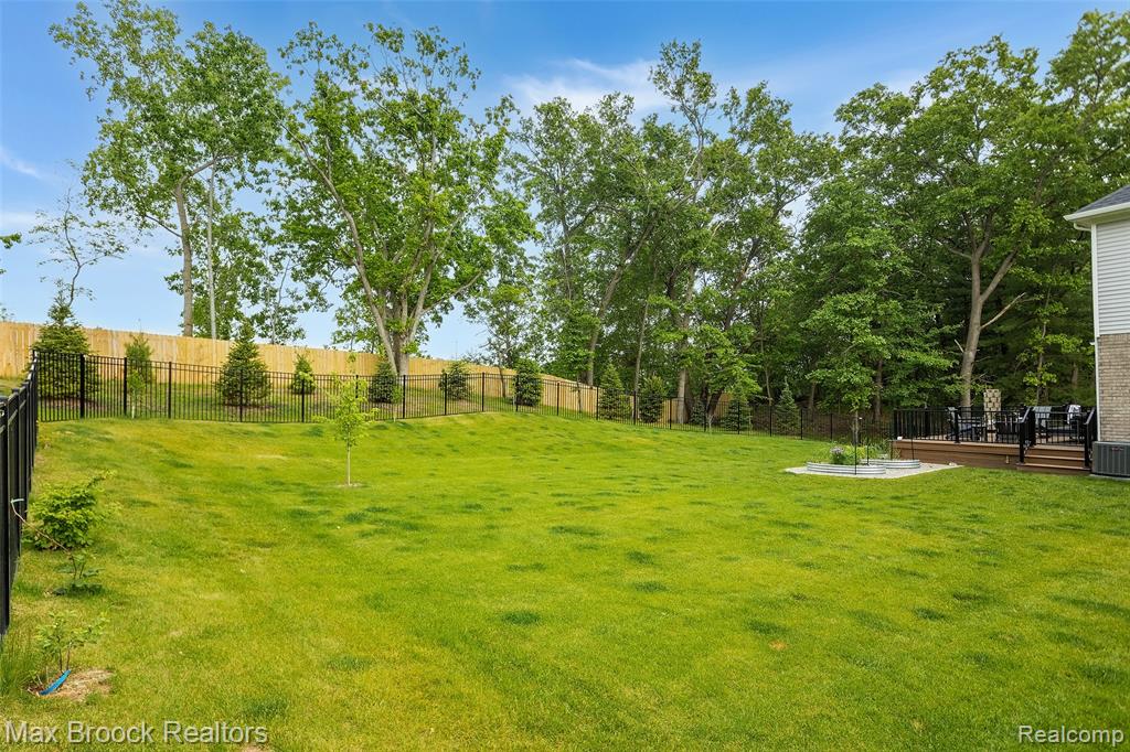 460 Lake Manitou Trail, Oxford, MI 48371 — Photo 57