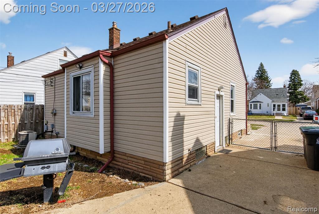 6812 Polk Street, Taylor, MI 48180 — Photo 32