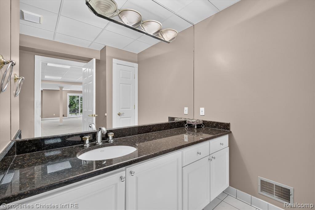 11808 Landers Drive, Plymouth, MI 48170 — Photo 51