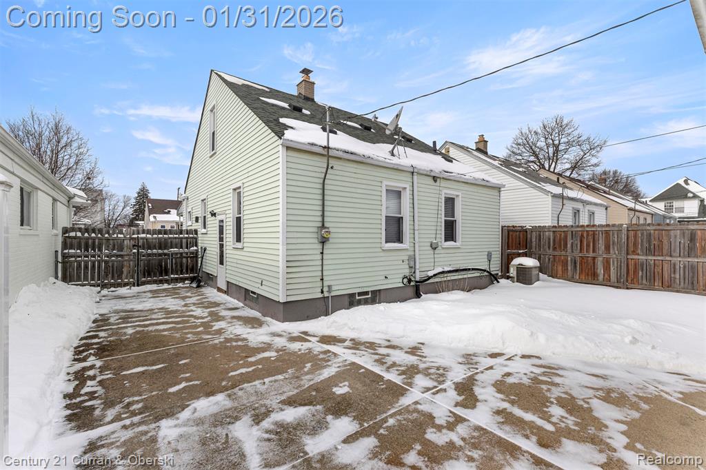 893 Cora Street, Wyandotte, MI 48192 — Photo 24