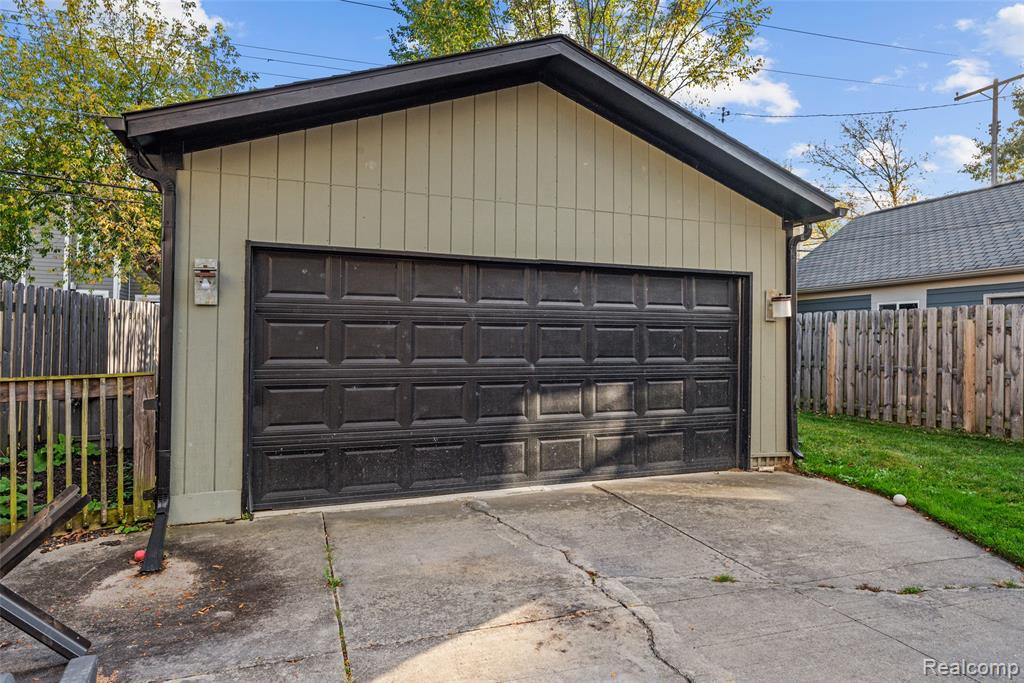 986 Smith Avenue, Birmingham, MI 48009 — Photo 51