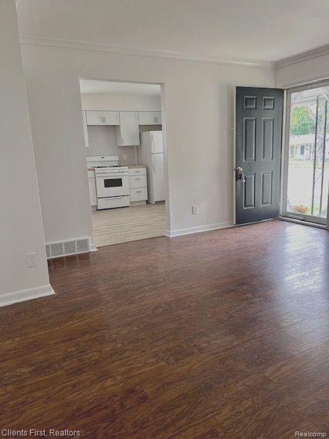 225 DEVONSHIRE Street, Ypsilanti, MI 48198 — Photo 12