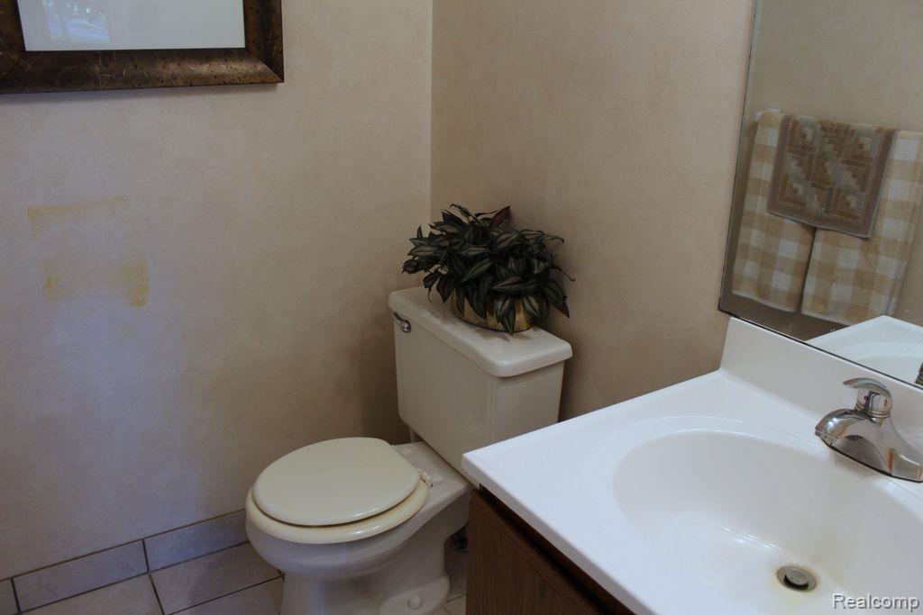 8620 RATTALEE LAKE Road, Clarkston, MI 48348 — Photo 17
