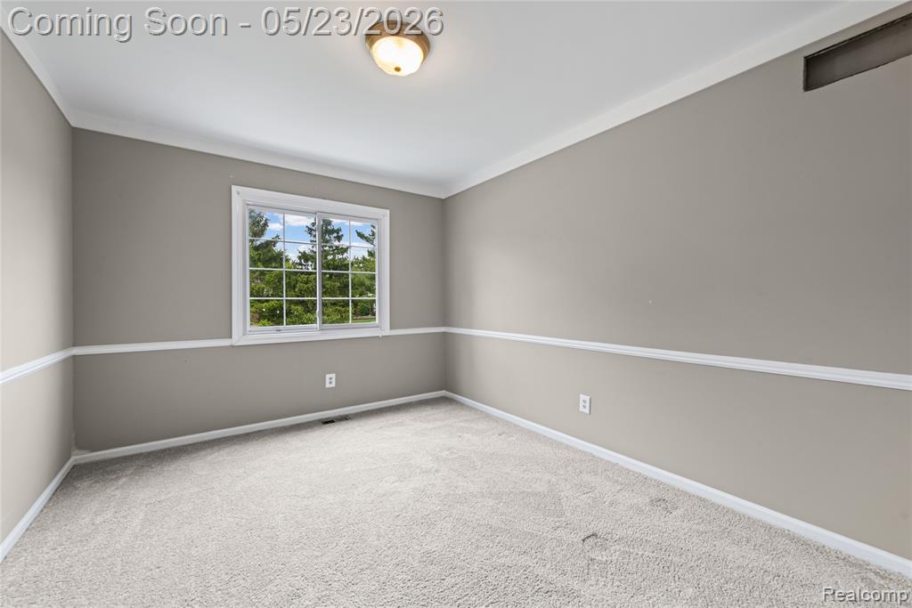 45511 Dover Drive, Macomb, MI 48044 — Photo 23