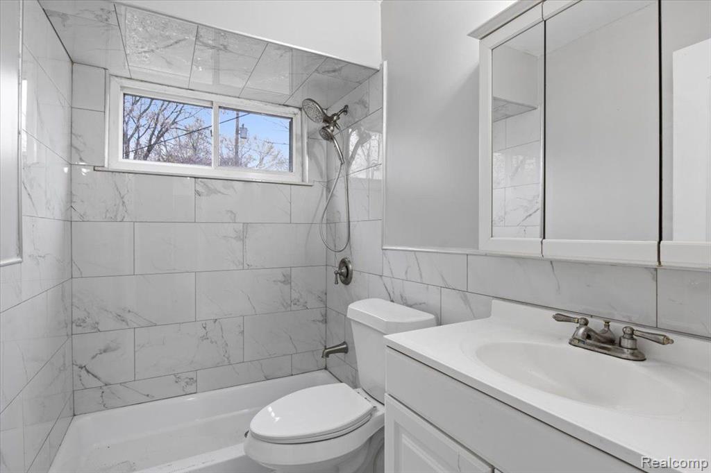 4984 Huron Street, Dearborn Heights, MI 48125 — Photo 23