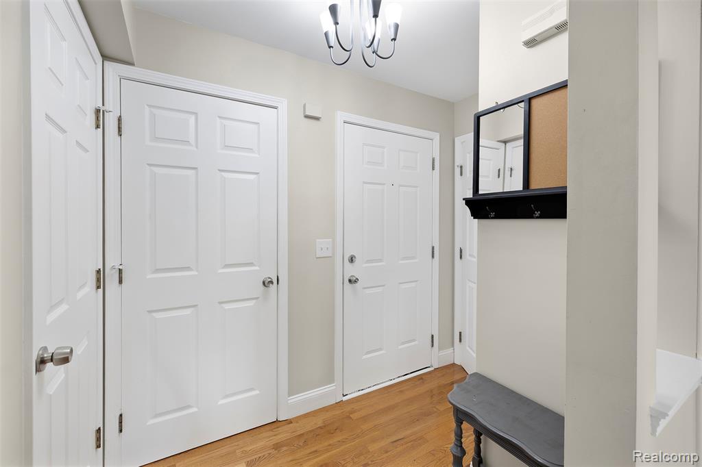 4093 Hunters Circle E, Canton, MI 48188 — Photo 3