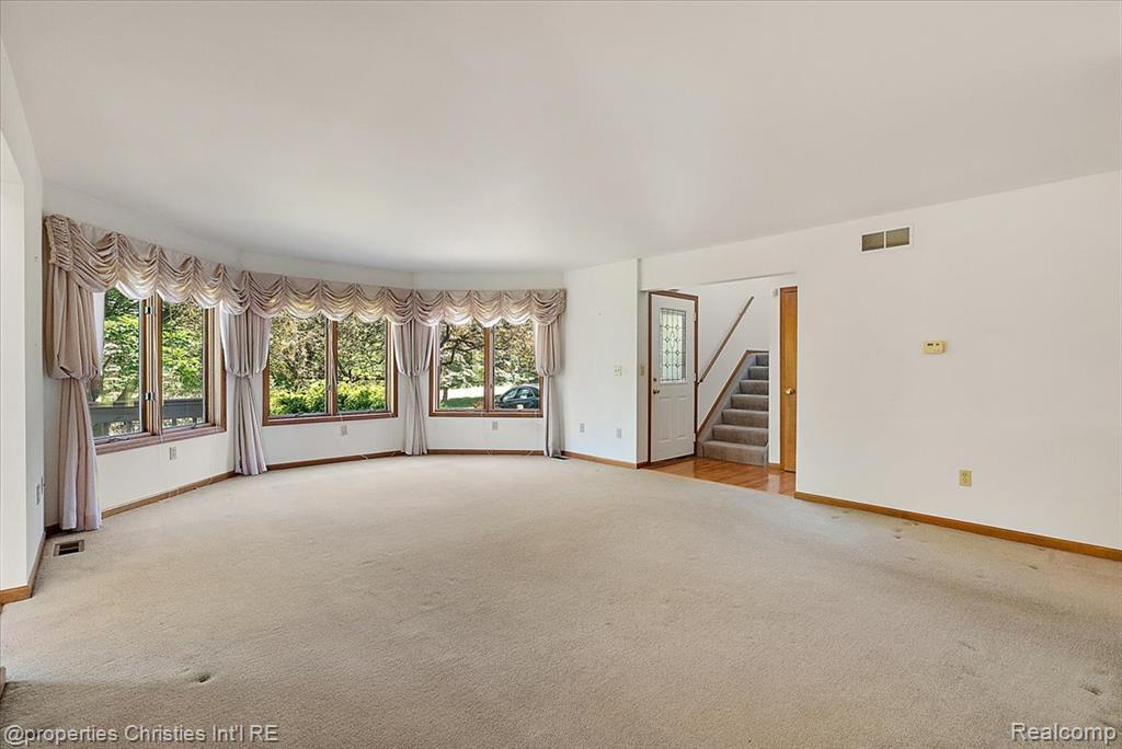 6175 Tripp Road, Holly, MI 48442 — Photo 5