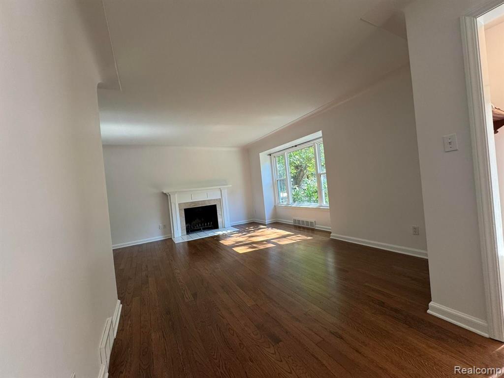17 AMHERST Road, Pleasant Ridge, MI — Photo 3