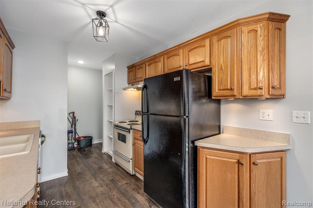 41060 Northwind Drive, Canton, MI 48188 — Photo 8