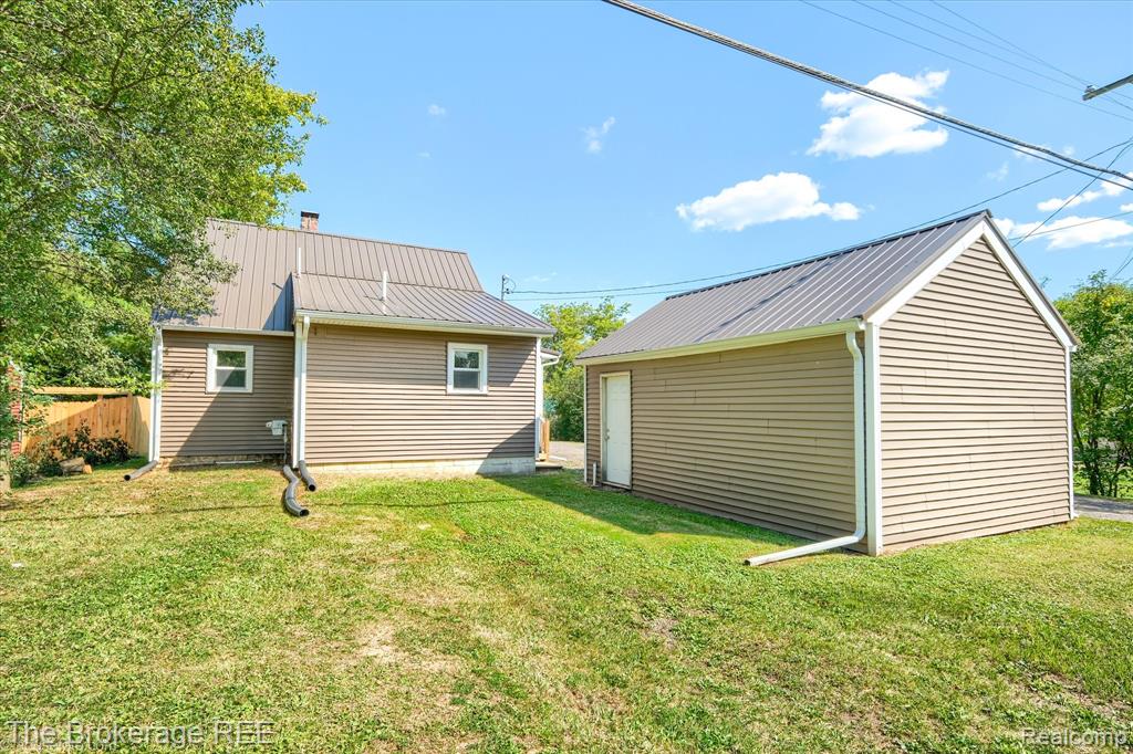 6463 N Dort Highway, Mount Morris, MI 48458 — Photo 35