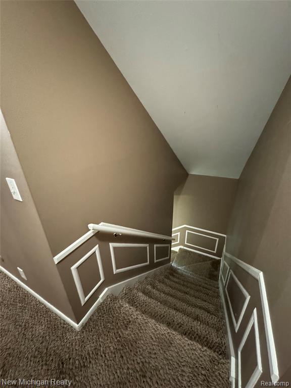 6139 Pebbleshire Circle, Grand Blanc, MI 48439 — Photo 34