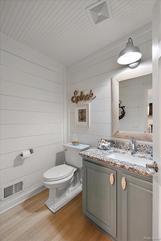 7828 Brookpines Drive, Clarkston, MI 48348 — Photo 21