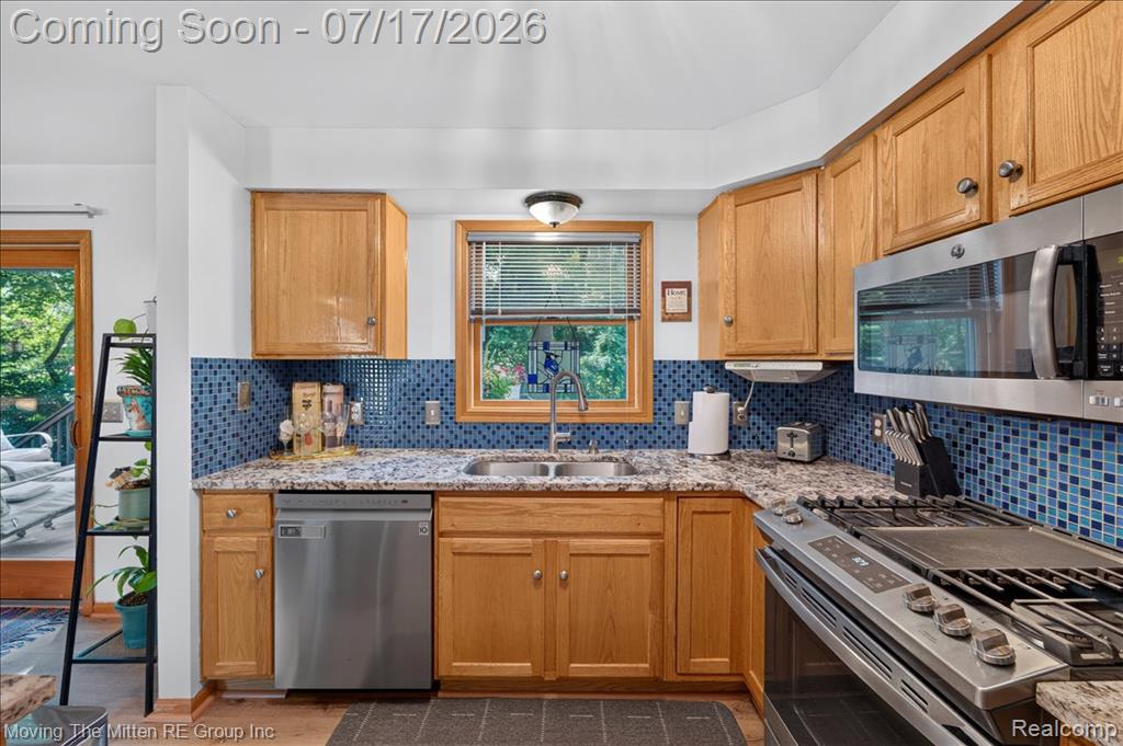 40162 Alden Road, Van Buren, MI 48111 — Photo 13