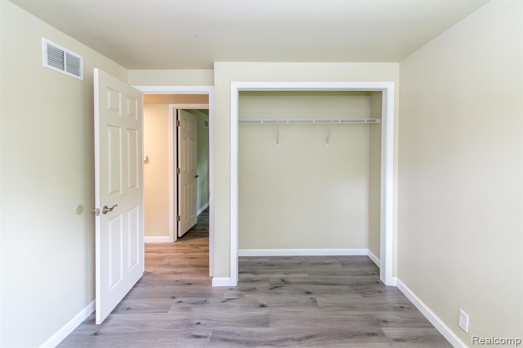 3175 LORRAINE Street, Ann Arbor, MI 48108 — Photo 26