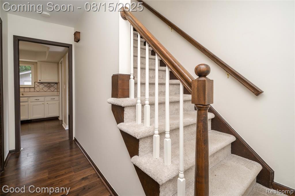 412 Woodlawn Avenue, Royal Oak, MI 48073 — Photo 13