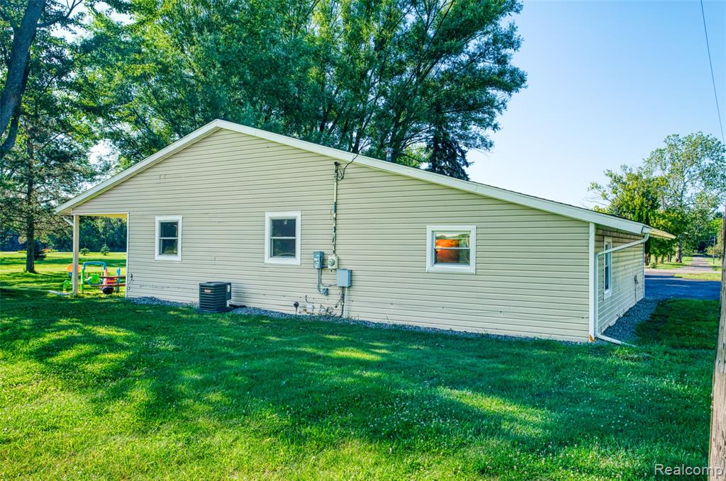 4000 E Frost Road, Webberville, MI 48892 — Photo 24