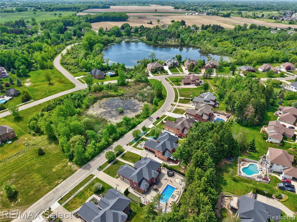 3334 Creekview Drive, Davison, MI 48423 — Photo 15