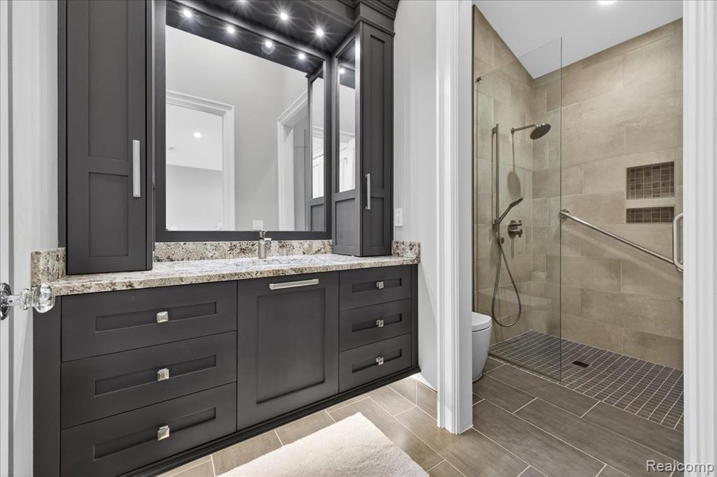 801 W Ann Arbor Trail, Plymouth, MI 48170 — Photo 46