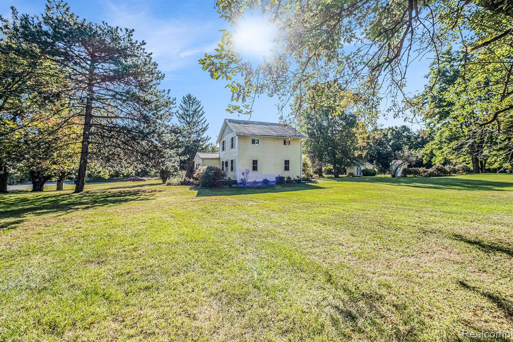 11499 Silver Lake Road, Byron, MI 48418 — Photo 21