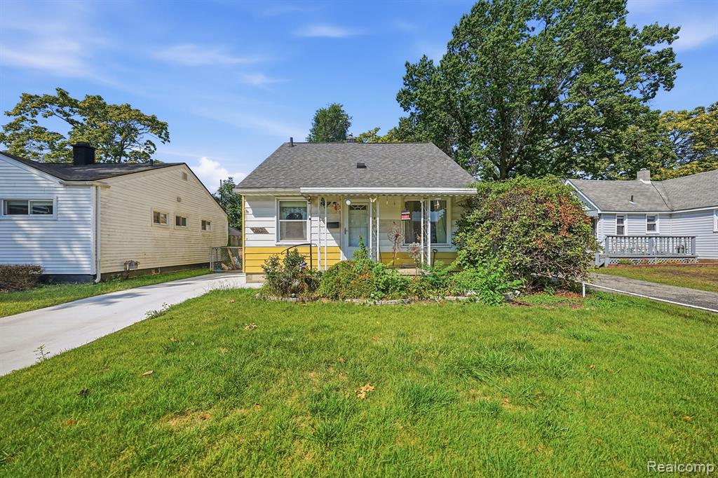 27361 Osmun Street, Madison Heights, MI 48071