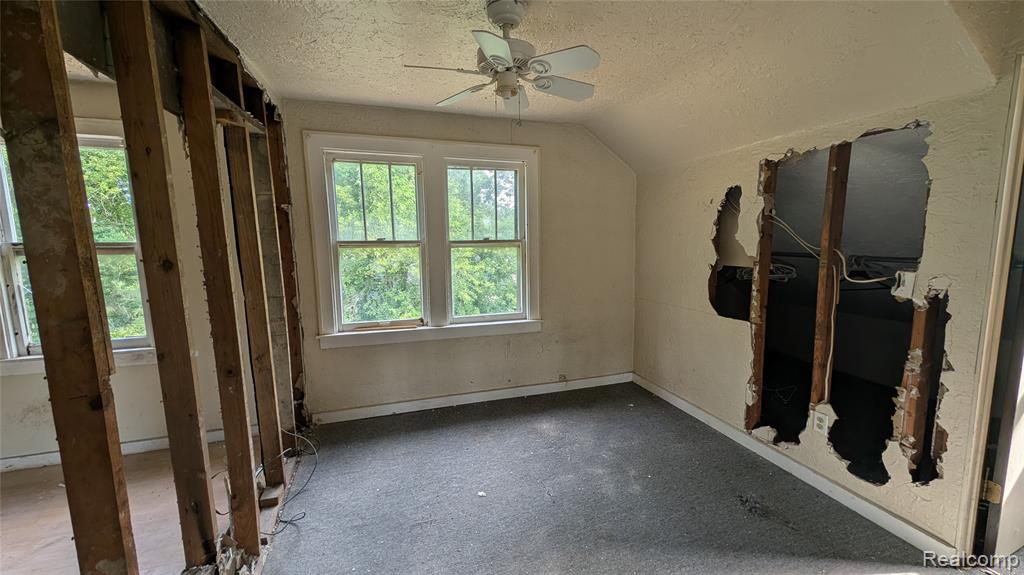 53 N Midland Drive, Pontiac, MI 48342 — Photo 27