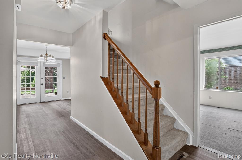 7565 Embassy Drive, Canton, MI 48187 — Photo 24