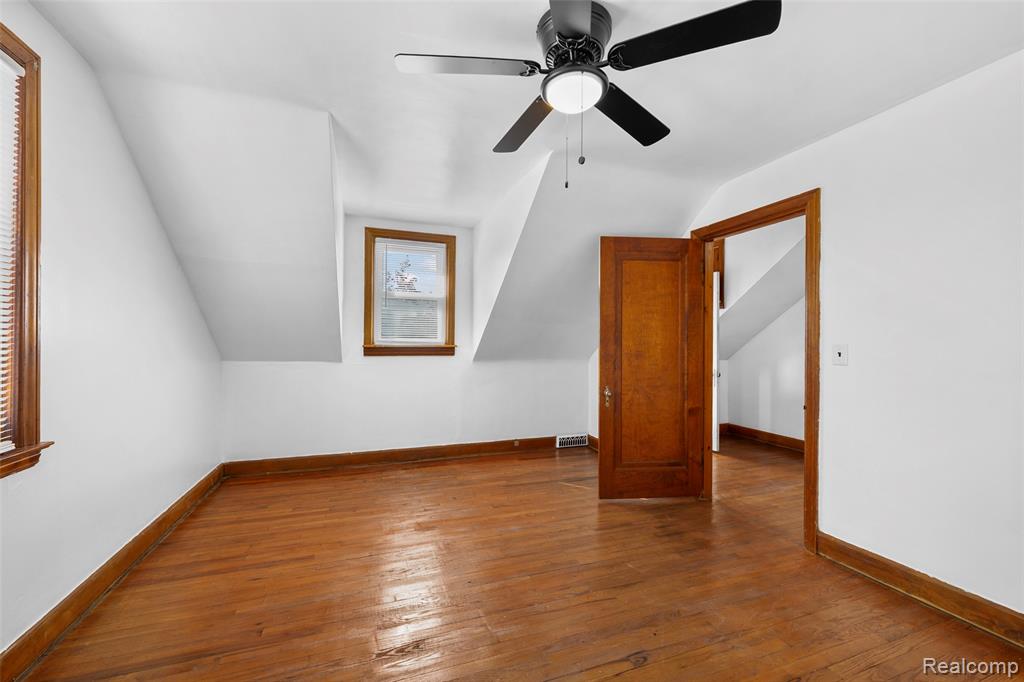 1629 E Elza Avenue, Hazel Park, MI 48030 — Photo 25