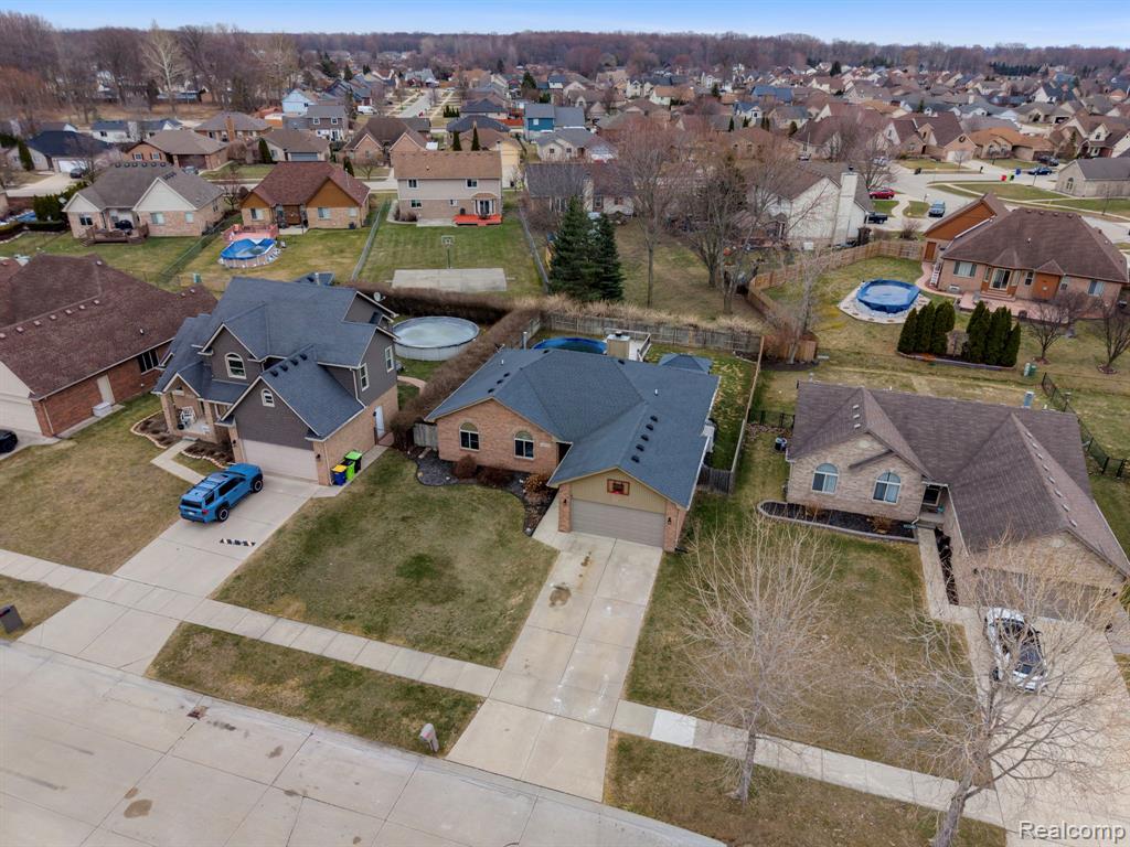 49248 Berkshire Drive, Chesterfield, MI 48047 — Photo 54