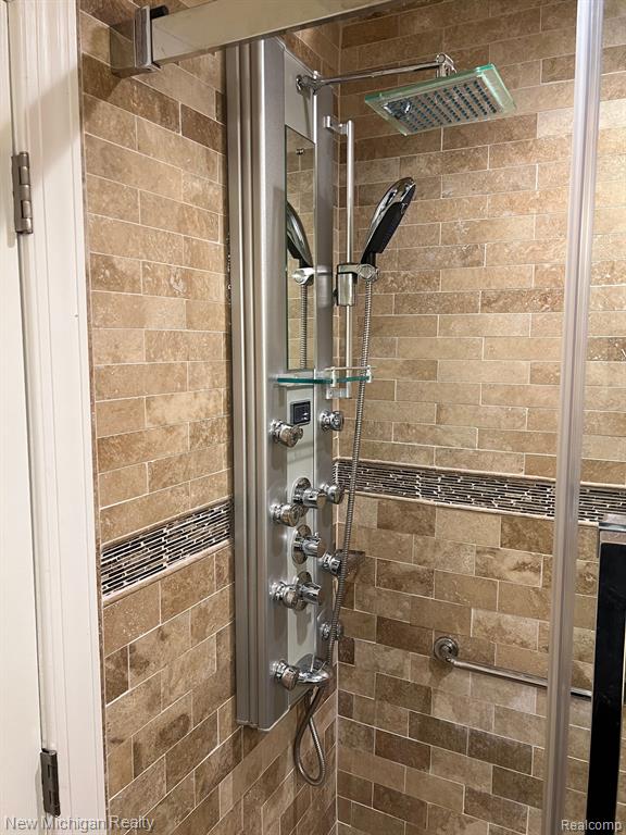 6157 ORCHARD LAKE Road, West Bloomfield, MI — Photo 18