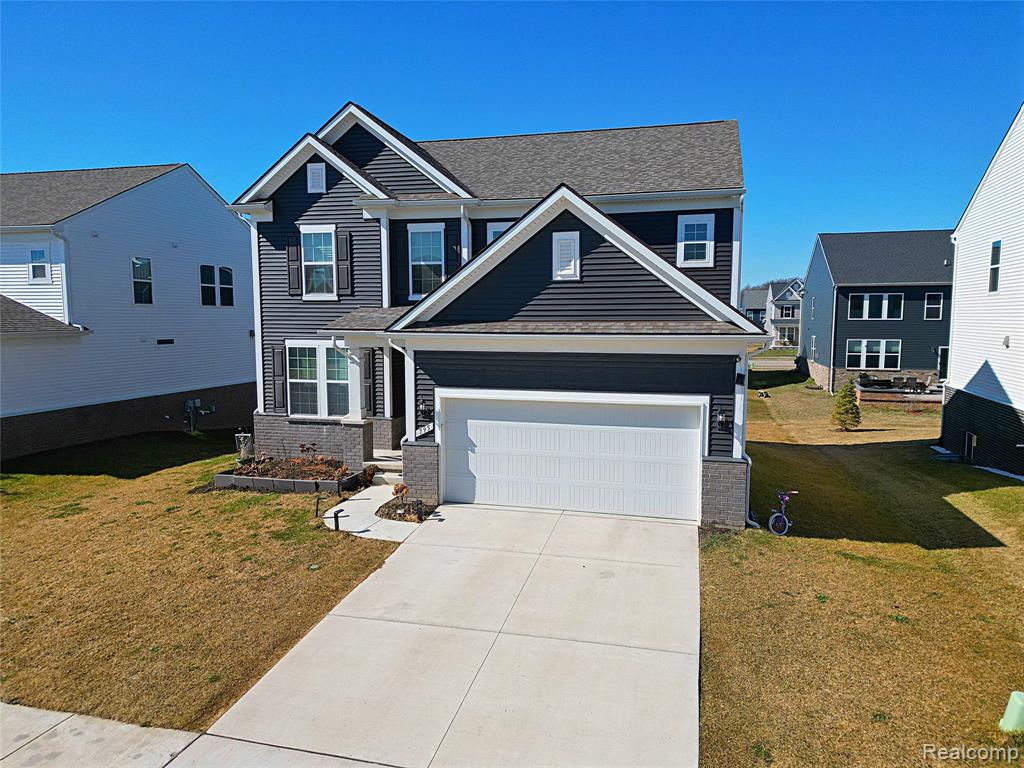795 Ford Mill Drive, Saline, MI 48176