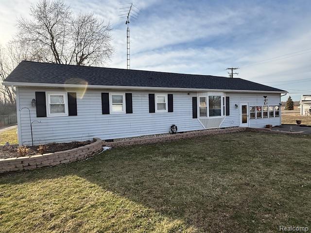 34 S Elba Road, Lapeer, MI 48446 — front exterior