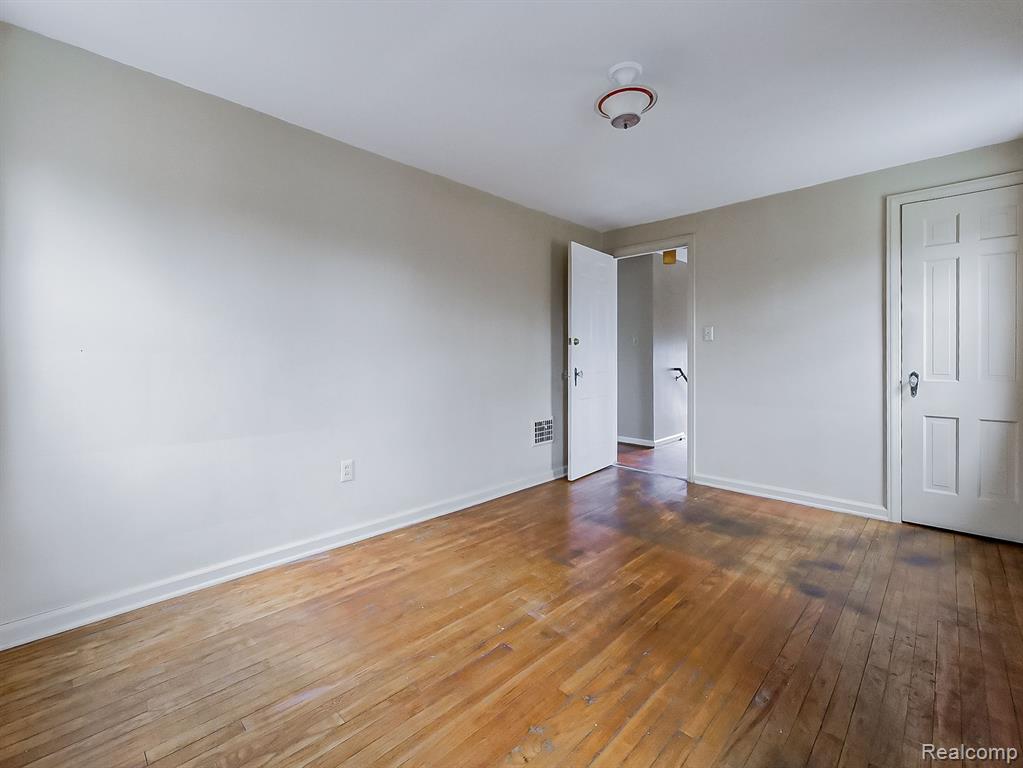6609 CORTLAND Avenue, Allen Park, MI 48101 — Photo 12