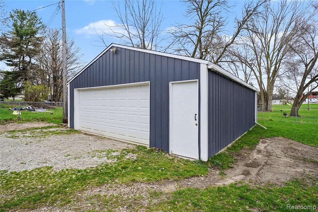 204 South Street, Fowlerville, MI 48836 — Photo 21